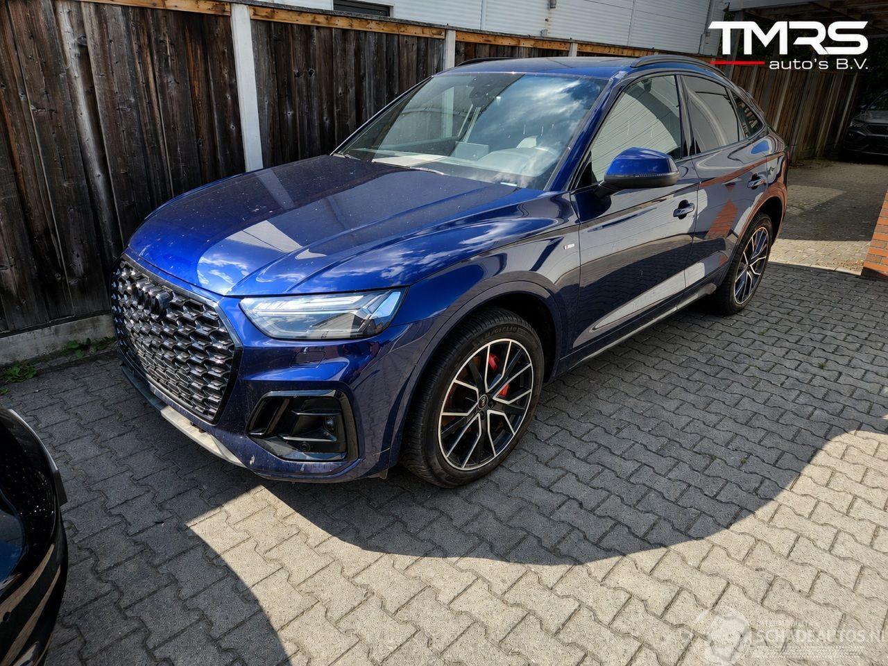 Audi Q5 Audi Q5 Sportback 35 TDI S line Compeition PANORAMA !
