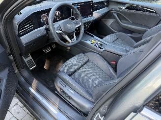 Volkswagen Passat Passat Variant 2.0 TDI 110 kW 3x R-line PANO HUD picture 4