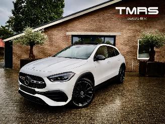 krockskadad bil auto Mercedes GLA  2023/5