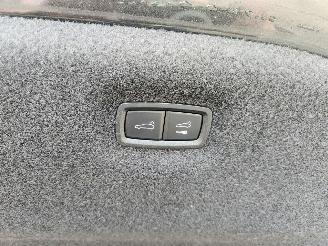 Porsche Taycan Taycan 4 PANORAMA Passenger Display 360View Leer VOLL picture 11