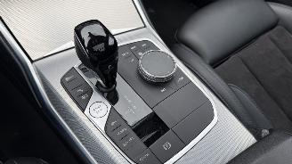 BMW 3-serie 320e Touring M-Sport PANORAMA AHK Camera VOLL picture 20