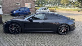 Porsche Taycan PORSCHE Taycan 4 Sport Chrono Passenger Display PANORAMA picture 18