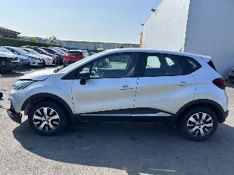 Renault Captur  picture 19