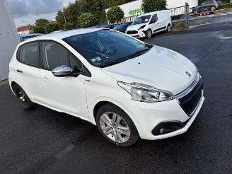 Avarii autoturisme Peugeot 208  2016/4