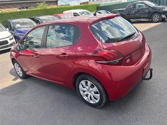 Schadeauto Peugeot 208  2017/7