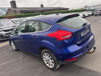 Damaged car Ford Focus  2018/3
