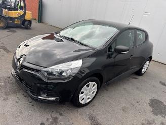 Avarii autoturisme Renault Clio MET COCKPIT EN AIRBAGS 2018/3