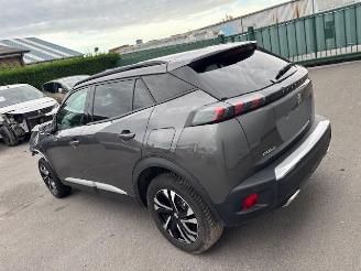 krockskadad bil auto Peugeot 2008 AUTOMAAT 2023/5