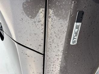 Peugeot 308  picture 7