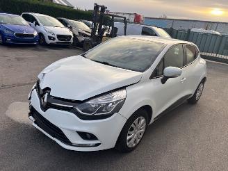 Renault Clio  picture 5