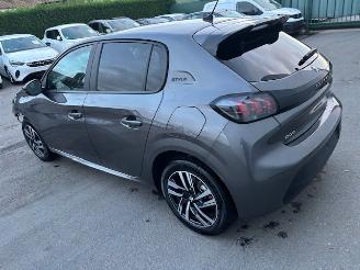 krockskadad bil auto Peugeot 208 AUTOMAAT 2023/6