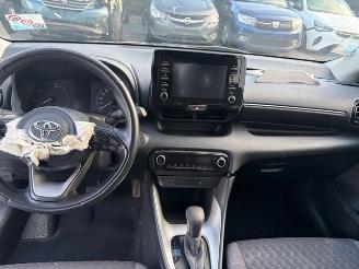 Toyota Yaris HYBRID picture 9