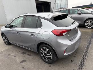 damaged passenger cars Opel Corsa  2020/8