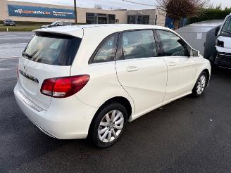 Mercedes B-klasse AUTOMAAT picture 2