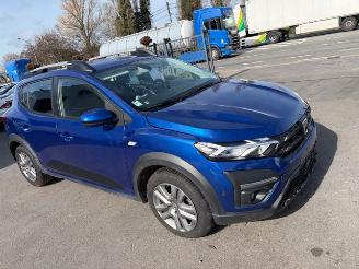 damaged passenger cars Dacia Sandero STEPWAY 2022/12