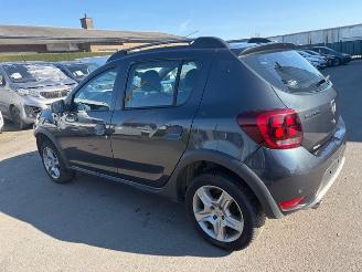 Vaurioauto  passenger cars Dacia Sandero STEPWAY 2019/6