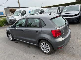 Schadeauto Volkswagen Polo AUTOMAAT 2015/4