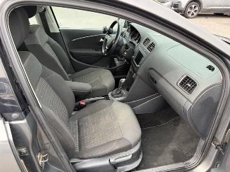 Volkswagen Polo AUTOMAAT picture 10
