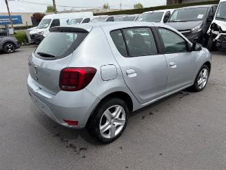 Dacia Sandero  picture 2