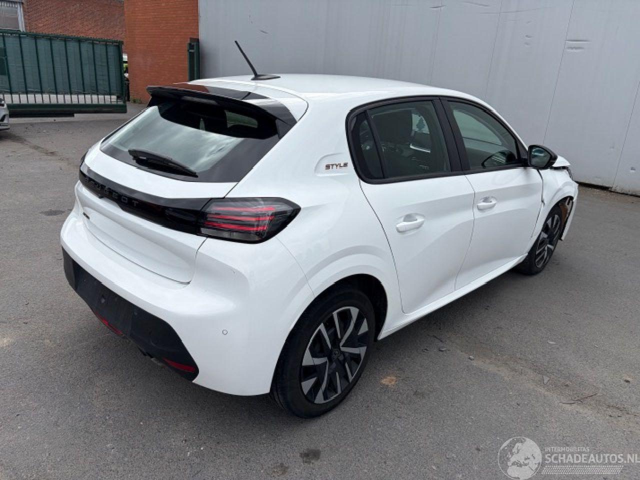 Peugeot 208 STYLE