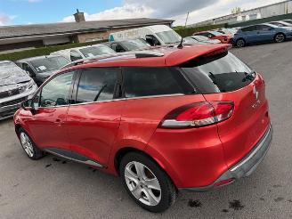 skadebil auto Renault Clio  2014/9