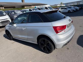 Auto incidentate Audi A1 S LINE 2013/7