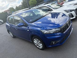 Coche accidentado Dacia Sandero  2022/4
