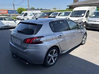 Vaurioauto  passenger cars Peugeot 208 STYLE 2019/4