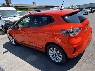 Renault Clio  picture 3
