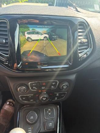 Jeep Compass LIMITED 4X4 picture 13