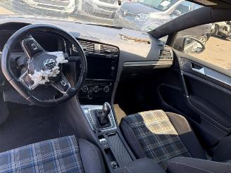 Volkswagen Golf GTE AUTOMAAT picture 5