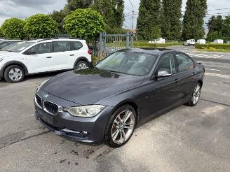 Schadeauto BMW 3-serie AUTOMAAT 2012/11