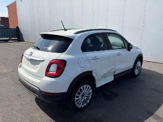 Vaurioauto  passenger cars Fiat 500X  2019/4