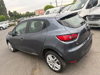 Schadeauto Renault Clio  2020/9