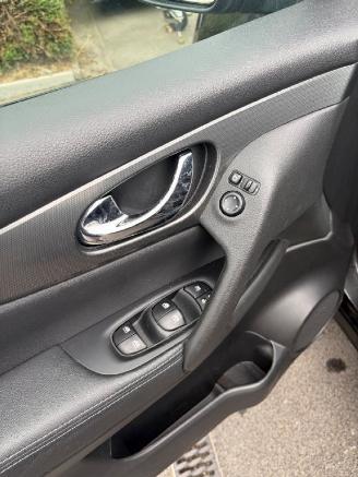 Nissan Qashqai AUTOMAAT picture 12