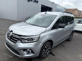 uszkodzony samochody osobowe Renault Kangoo AUTOMAAT  5 SEATS 2023/6