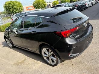 Vaurioauto  passenger cars Opel Astra AUTOMAAT 2018/10