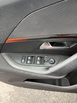 Peugeot 2008  picture 8