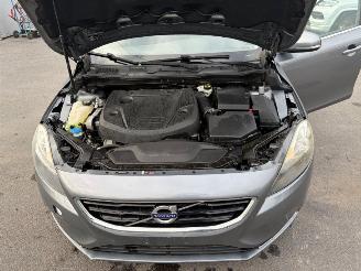 Volvo V-40  picture 14