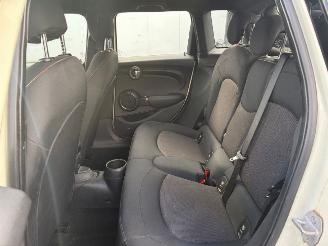 Mini Cooper AUTOMAAT picture 8