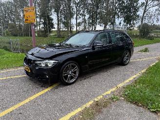 Vaurioauto  passenger cars BMW 3-serie Touring 318i M Sport Corporate Lease 2020/1