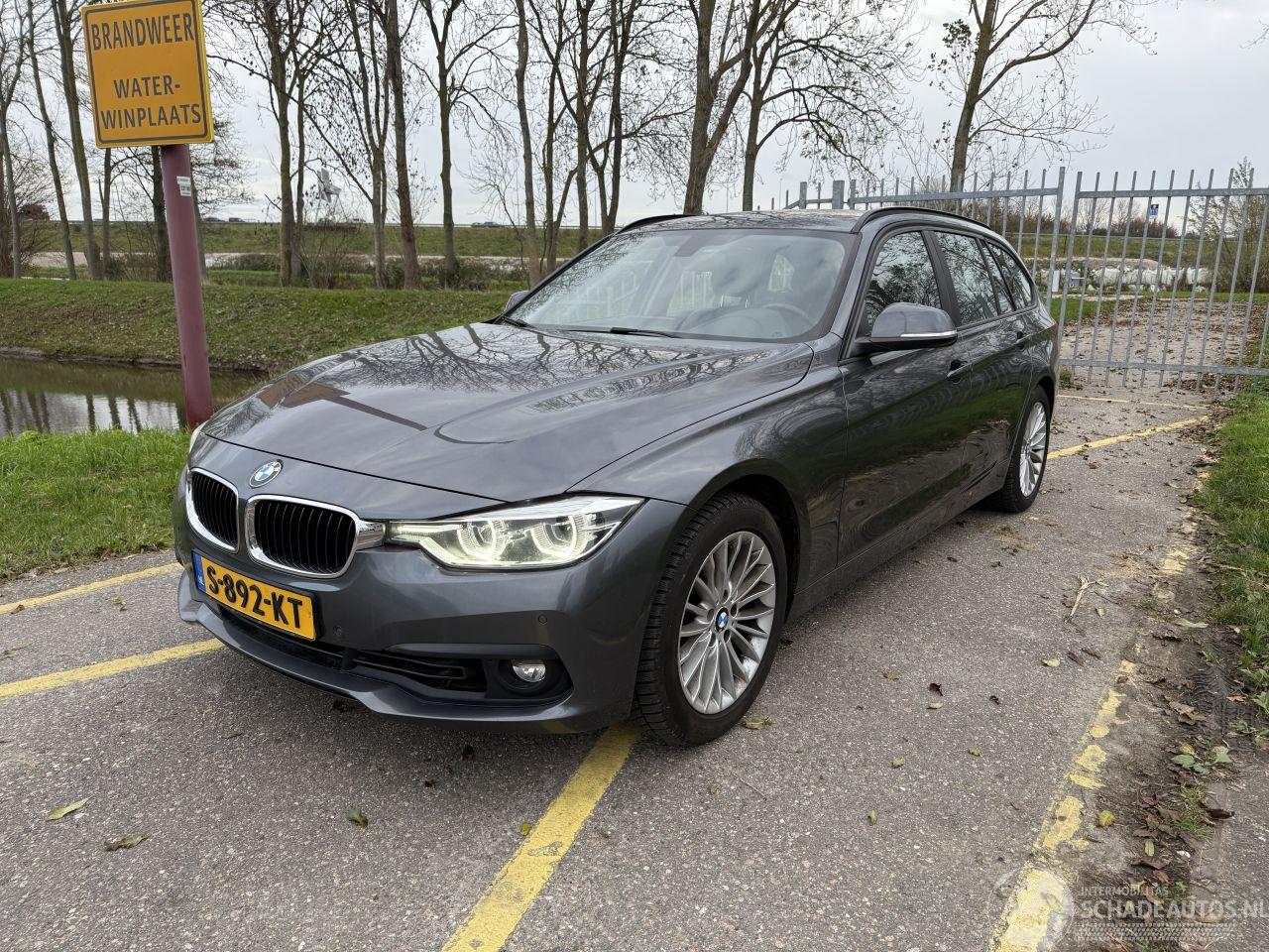 BMW 3-serie Touring 318i Executive SCHADEVRIJ!!