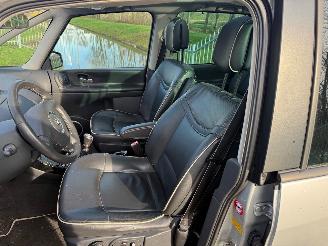 Renault Grand-espace 2.0T Initiale 7 persoons picture 25