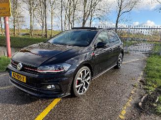 Schadeauto Volkswagen Polo 2.0 TSI GTI N.A.P. Panoramadak Stoelverwarming 2019/4