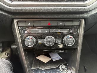 Volkswagen T-Roc 1.0 TSI Style picture 13