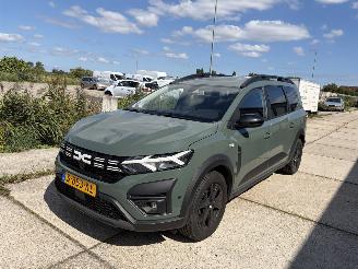 Coche accidentado Dacia Jogger 1.0 TCe 100 ECO-G Extreme 7p. Lpg 2023/2