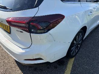 Ford Focus Wagon 1.0 Ecoboost Hybrid Titanium picture 6