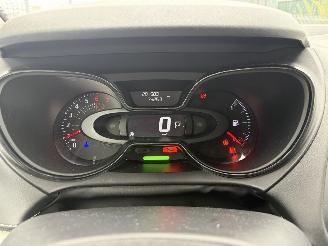 Renault Captur 1.2 TCe Initiale Paris picture 15
