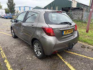 Toyota Yaris 1.3 VVT-i Trend NAP picture 3