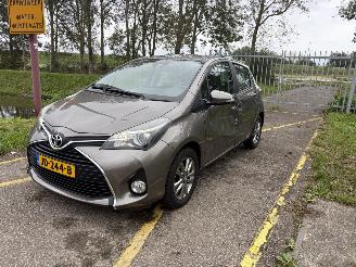 Schadeauto Toyota Yaris 1.3 VVT-i Trend NAP 2016/2